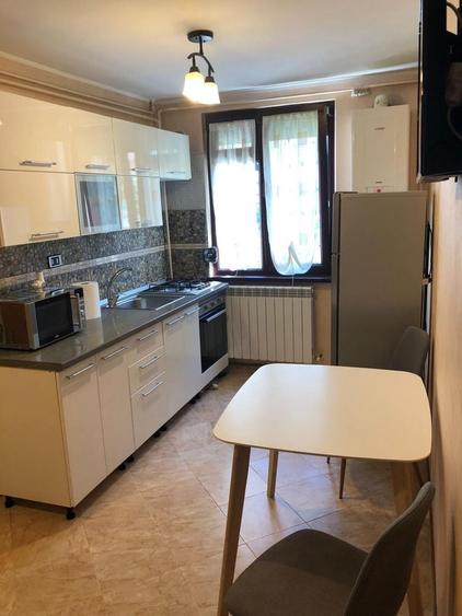 Garsonieră decomandată în Central