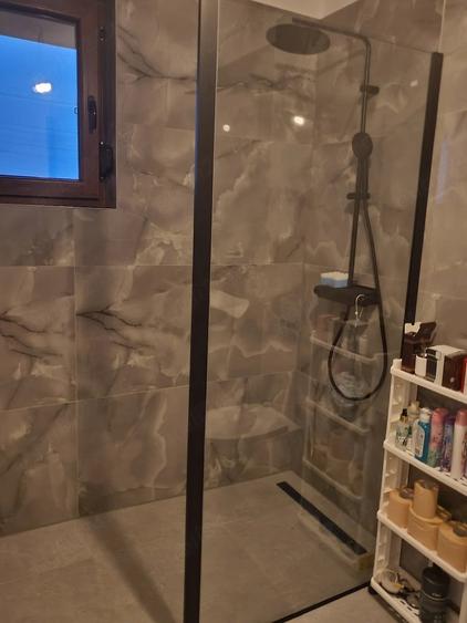 Casă cu Teren 430 Mp în Plopi