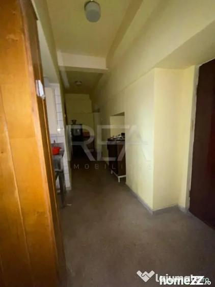 Casă cu 60 camere cu Teren 687 Mp în Unirii
