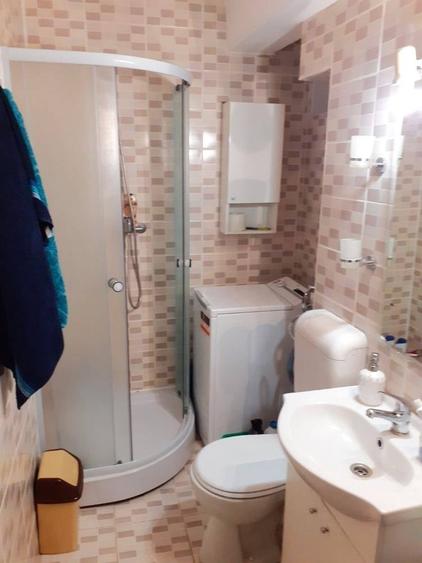 Apartament cu 2 camere decomandat în Plopilor