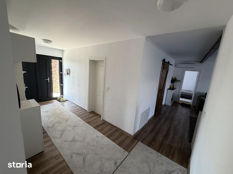 Casă cu 5 camere cu Teren 501 Mp în Miroslava