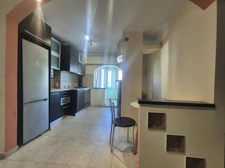 Apartament cu 2 camere în Centrul Civic