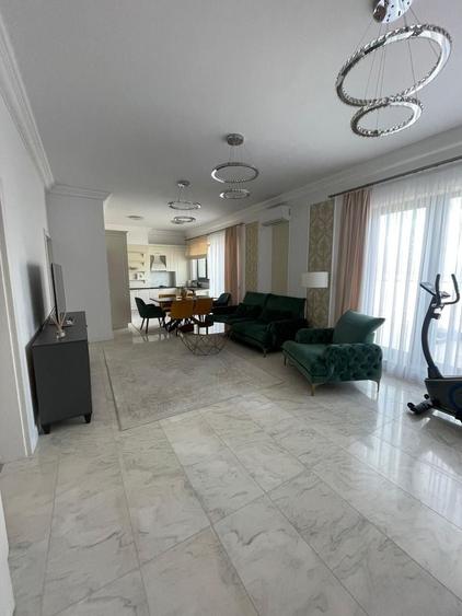 Apartament cu 3 camere decomandat, mobilat în Nord