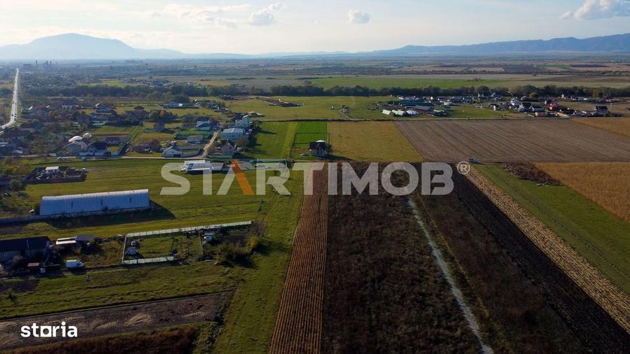 Teren de 3000 mp, în Bod