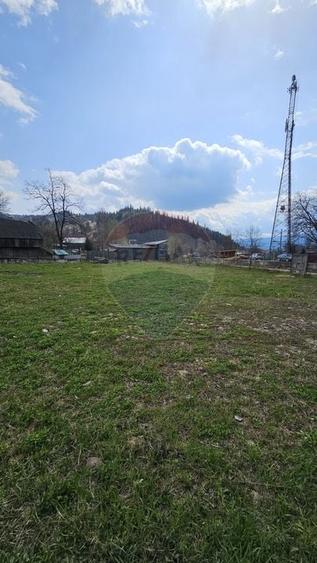 Teren Construcții intravilan de 1520 mp, în Hangu