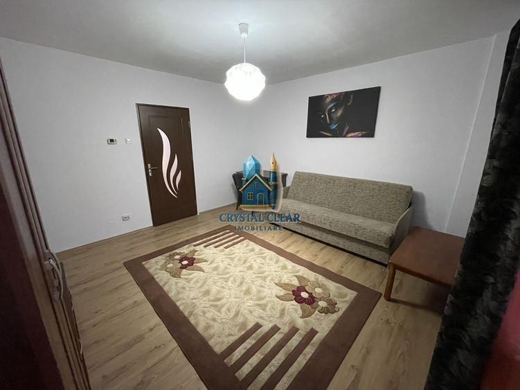 Garsonieră decomandată în Tudor