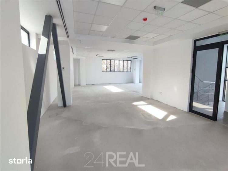 Spațiu comercial, de 1,000 mp, în Pantelimon