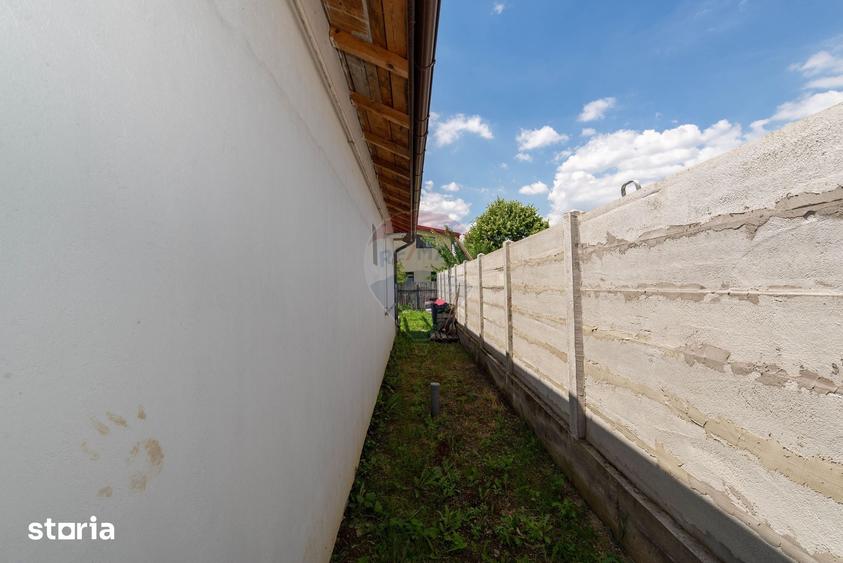 Casă cu 3 camere cu Teren 377 Mp în Brănești