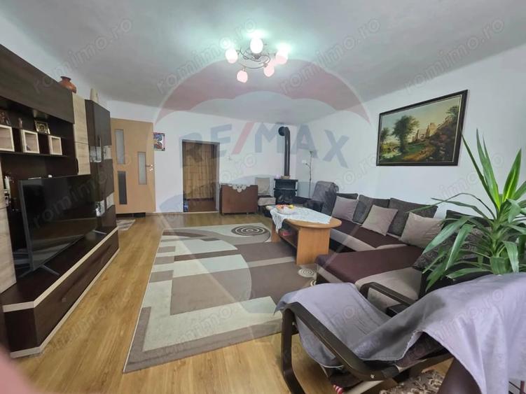 Casă cu 3 camere cu Teren 197 Mp în Central