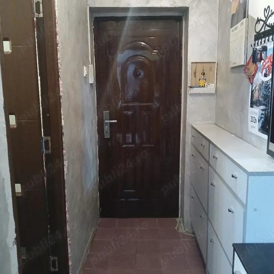 Apartament cu 2 camere nedecomandat în Central