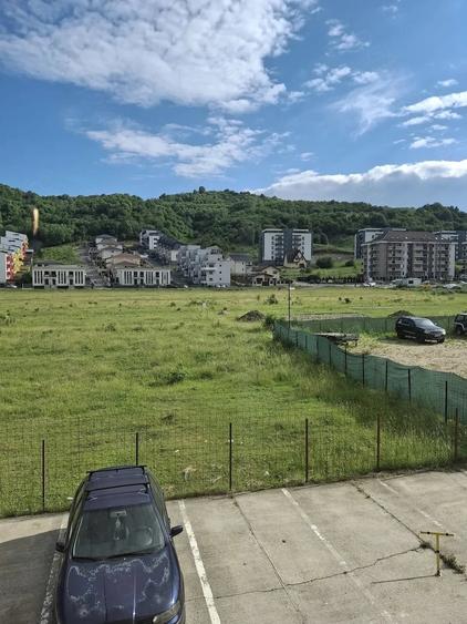 Apartament cu 2 camere decomandat în Florești