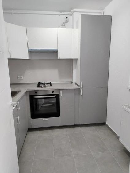Garsonieră semidecomandată în Titan