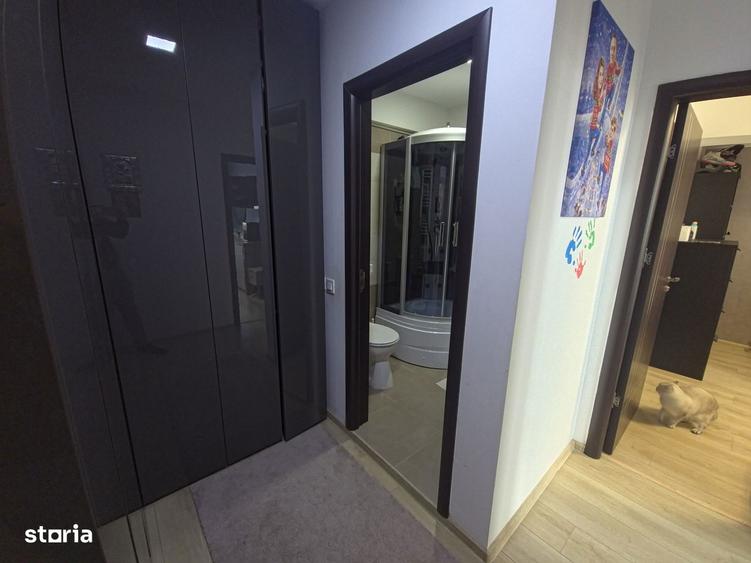 Apartament cu 3 camere, mobilat în Central