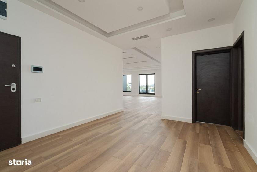 Apartament cu 4 camere în Nordului