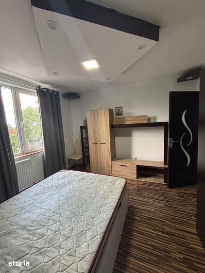 De inchiriat apartament cu 3 camere, zona liceului nr.2,mobilat,utilat - 11
