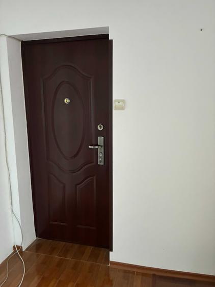 Apartament cu 2 camere nedecomandat în Mija