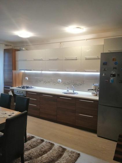 Apartament cu 2 camere decomandat în Florești