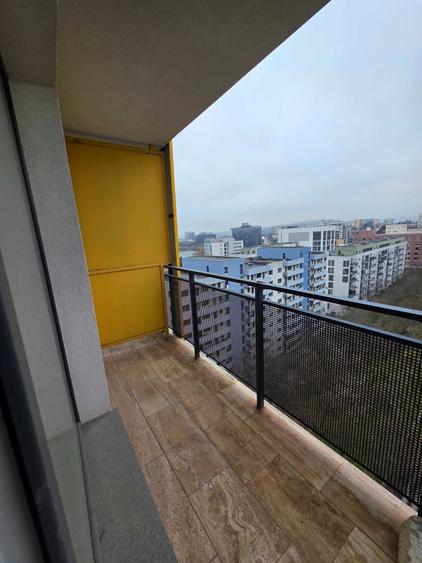 Apartament cu 3 camere nedecomandat în Central