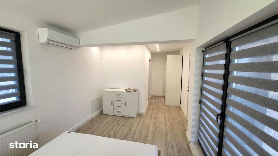 Casă cu 5 camere cu Teren 610 Mp în Corbeanca
