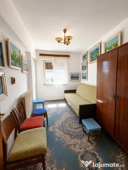 Apartament cu 3 camere semidecomandat în Tomis Mall