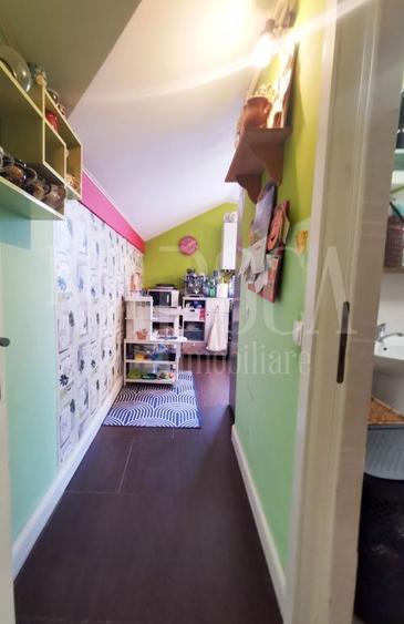 Apartament cu 3 camere semidecomandat în Iris