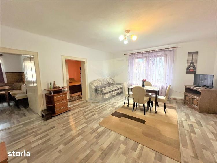 Apartament cu 3 camere decomandat în Valea Aurie
