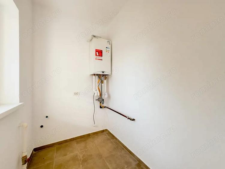 Casă cu 4 camere cu Teren 250 Mp în Central