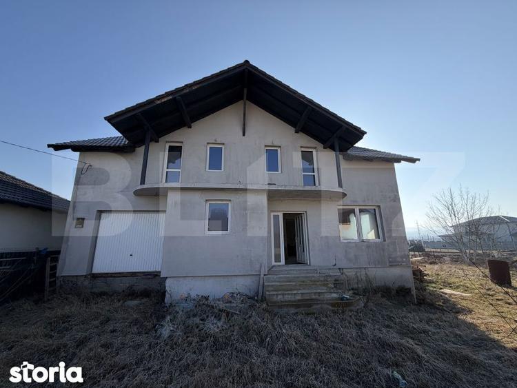 Casă cu 5 camere cu Teren 500 Mp în Central