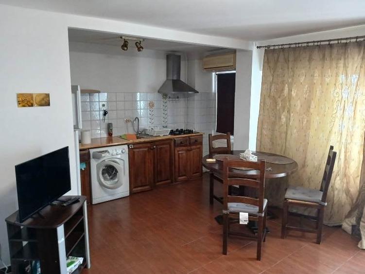 Garsonieră decomandată în Timpuri Noi