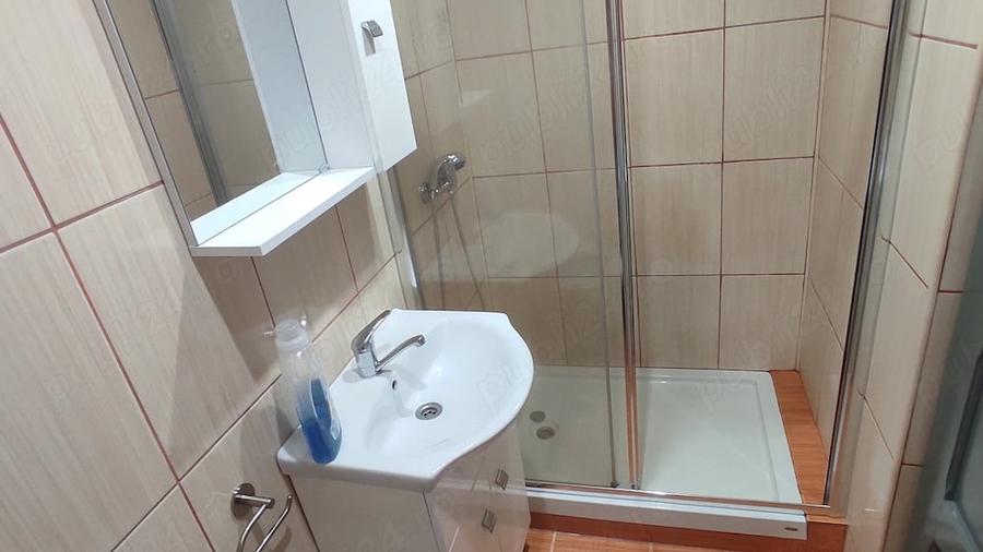 Garsonieră semidecomandată în Buziașului