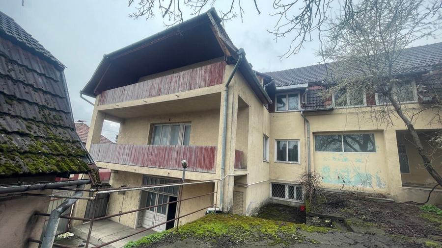 Spațiu comercial, de 744 mp, în Central