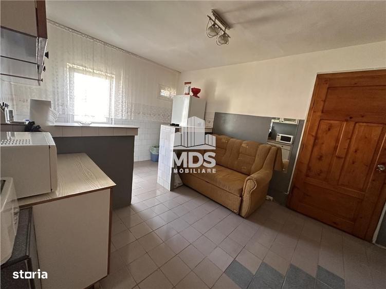 Apartament cu 2 camere semidecomandat în Buziașului