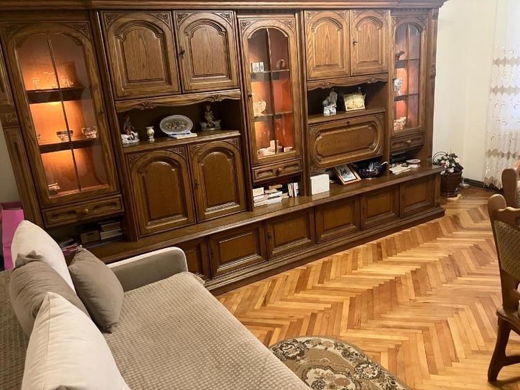 Apartament cu 3 camere decomandat, mobilat în Ultracentral