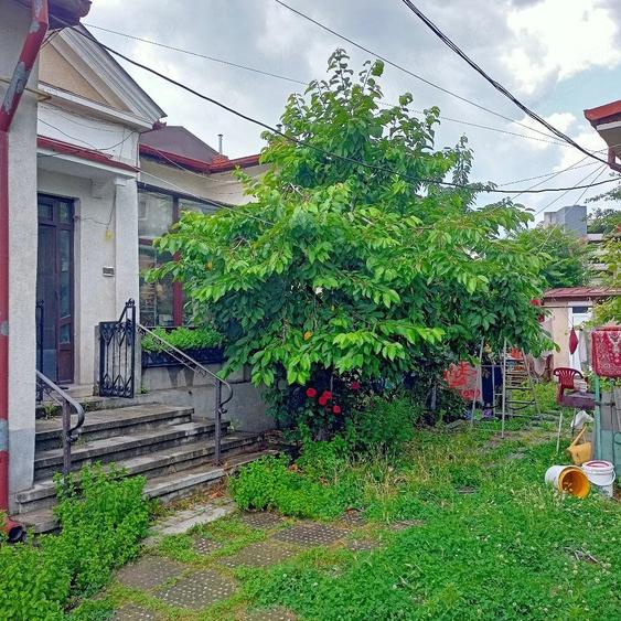 Casă cu 5 camere cu Teren 481 Mp în Mărășești