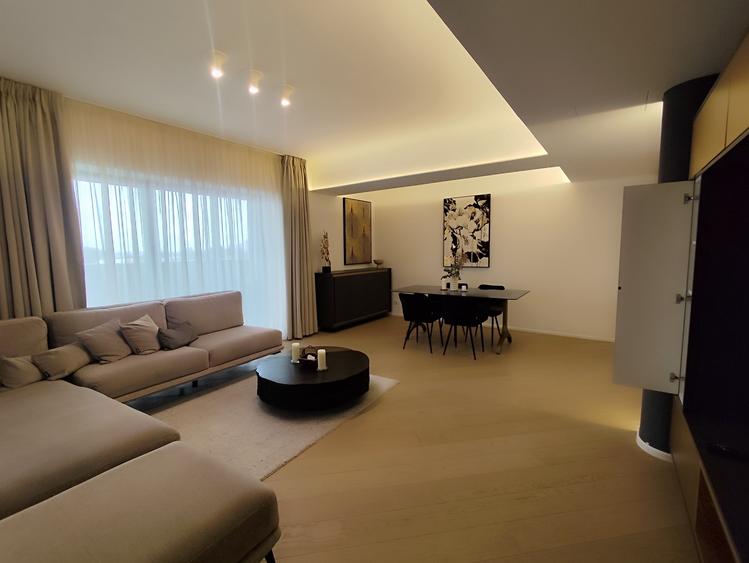 Apartament cu 3 camere decomandat în Cotroceni
