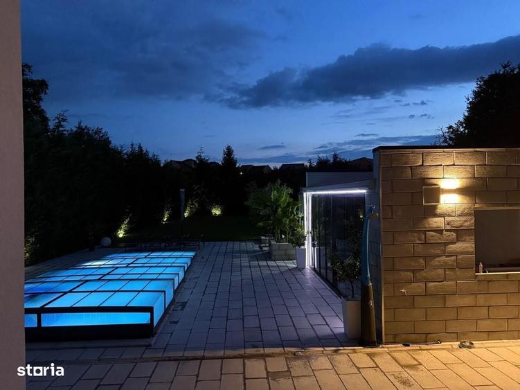 Casă cu 4 camere în Lunei