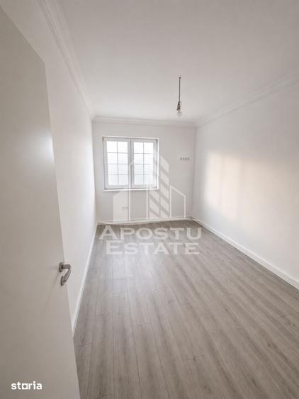 Casă cu 5 camere cu Teren 278 Mp în Nord