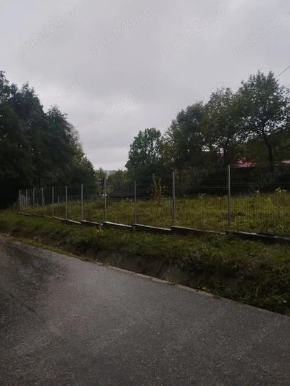 Teren de 6385.6 mp, în Berislăvești
