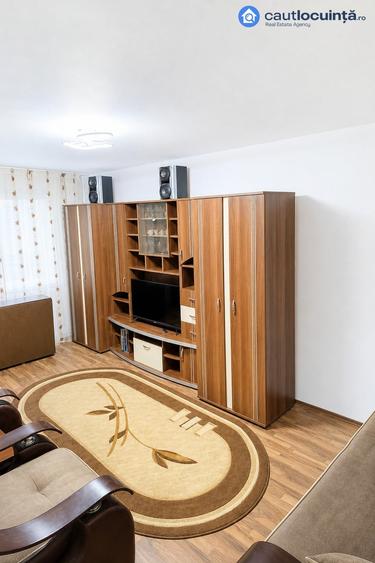 Apartament cu 3 camere, mobilat în Berceni