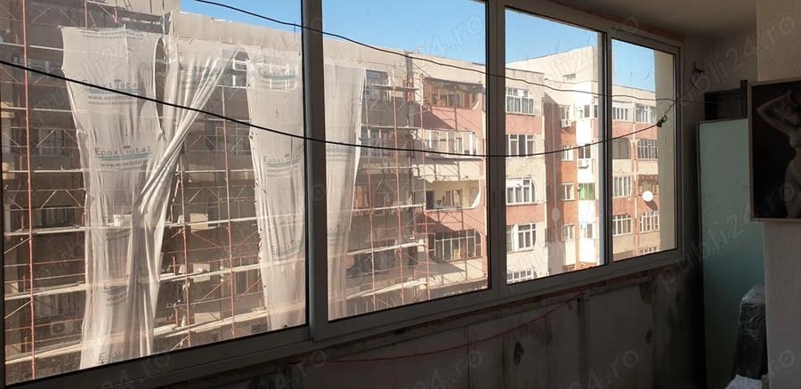 Apartament cu 3 camere decomandat în Ultracentral