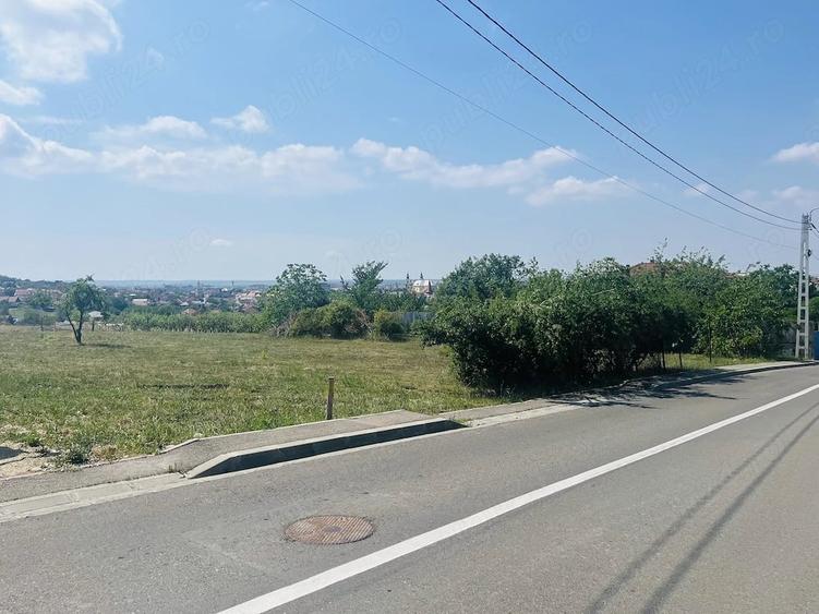 Teren de 1377 mp, în Oncea