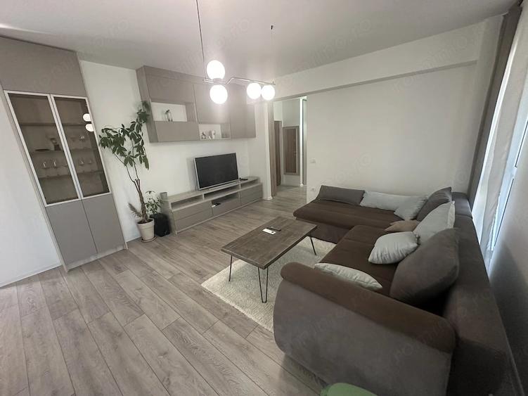 Apartament cu 2 camere decomandat în Aradului