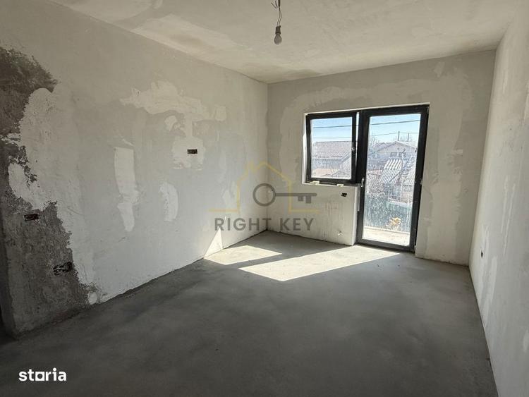 Casă cu 4 camere cu Teren 250 Mp în Clinceni