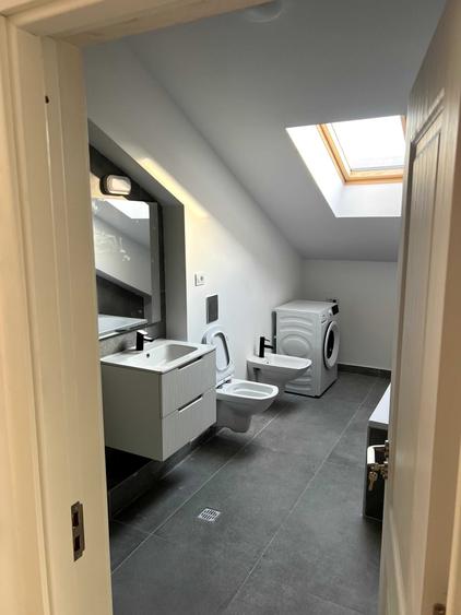 Apartament cu 3 camere decomandat în Ostroveni