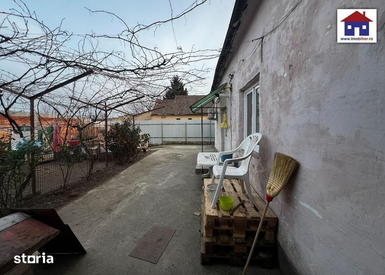 Casă cu 3 camere cu Teren 320 Mp în Central