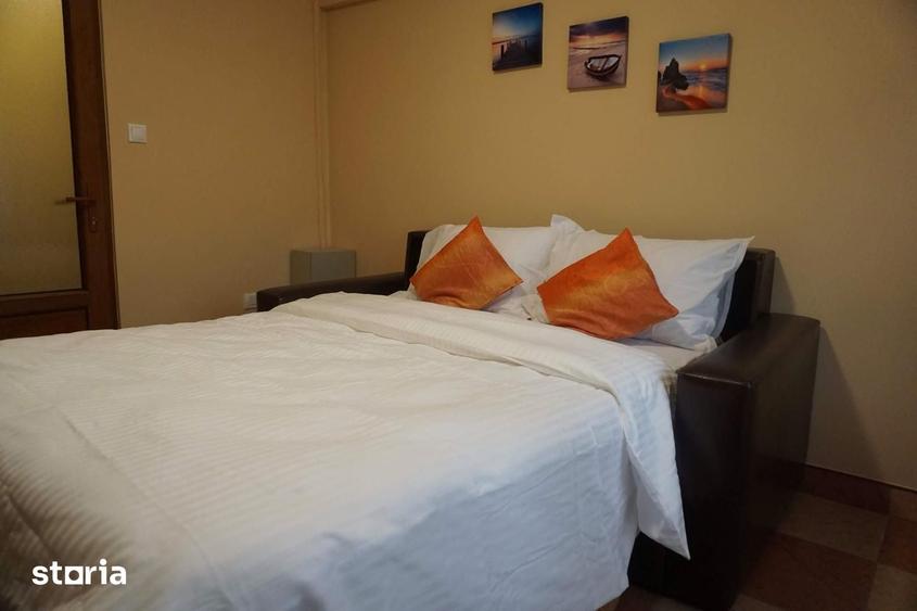 Apartament cu 3 camere decomandat în Faleza Nord