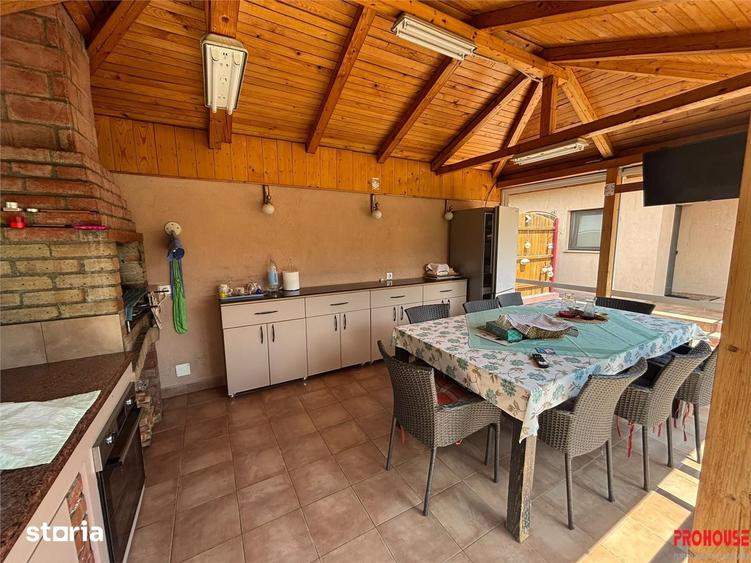 Casă cu 4 camere cu Teren 1096 Mp în Șerbănești