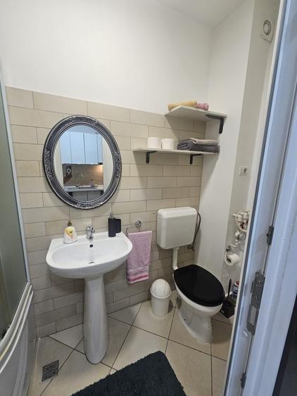 Garsonieră semidecomandată în Lipovei