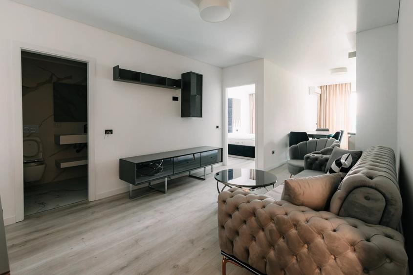 Apartament cu 2 camere semidecomandat, mobilat în Zorilor