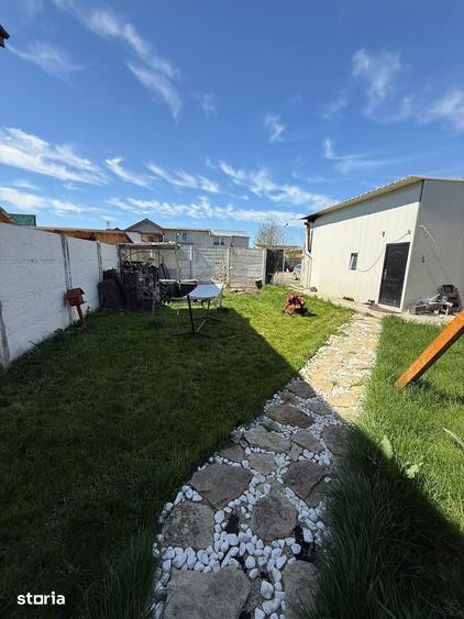 Casă cu 3 camere cu Teren 400 Mp în Central
